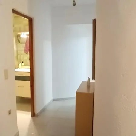 Apartamento En Con Jardin Y Piscina